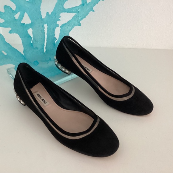 MIU MIU SUEDE FLATS WITH CRYSTAL HEEL EMBELLISHMENT SIZE 37.5 / US 7 - Picture 3 of 9